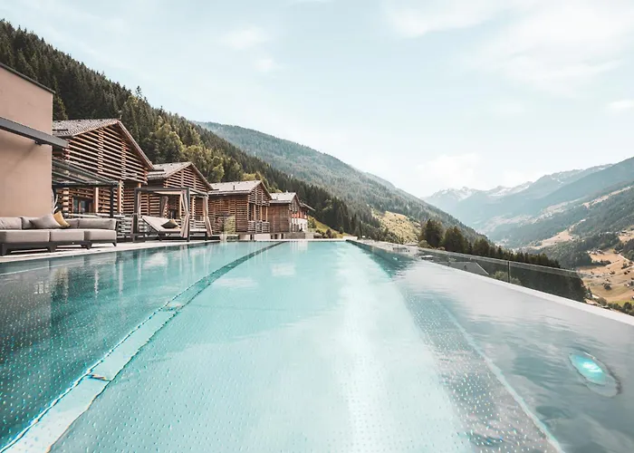 Boutique Hotel und Chalets Bergwiesenglück See
