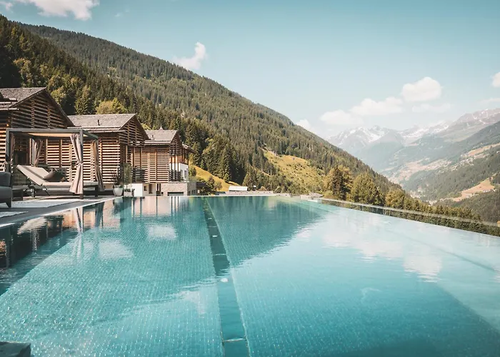 Boutique Hotel und Chalets Bergwiesenglück See