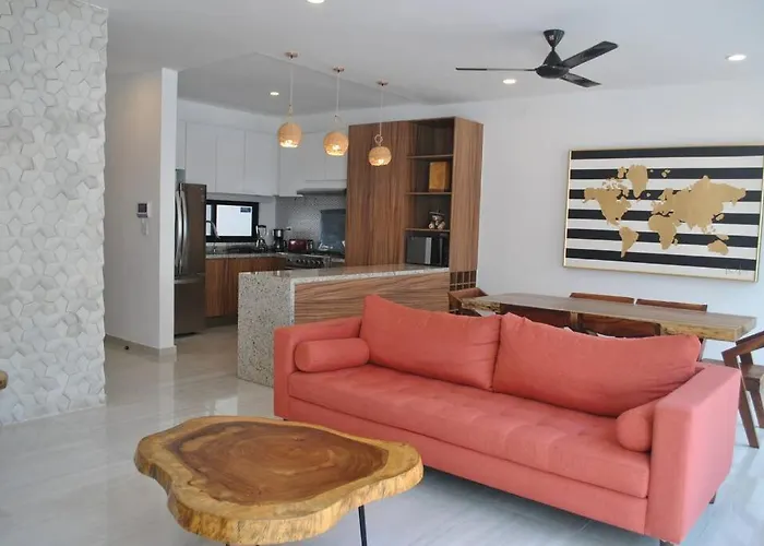 Heavenly New Townhouse W/Jacuzzi Near The Beach Playa del Carmen