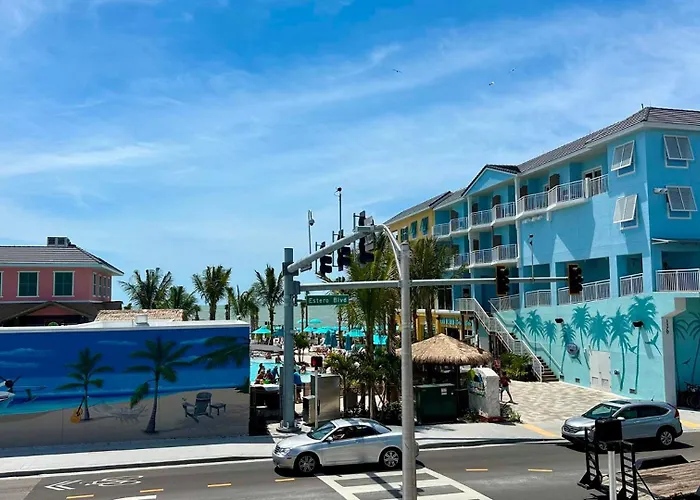 Ocean Jewels 2 - Overlooks Margaritaville Poolbeach Fort Myers Beach
