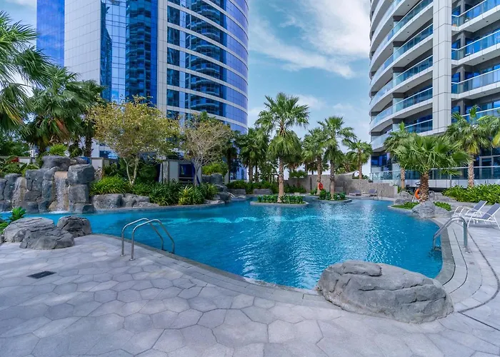 Savis Homes - Damac Paramount Tower A 1Br Ultimate Luxury And Glam Escape Dubai