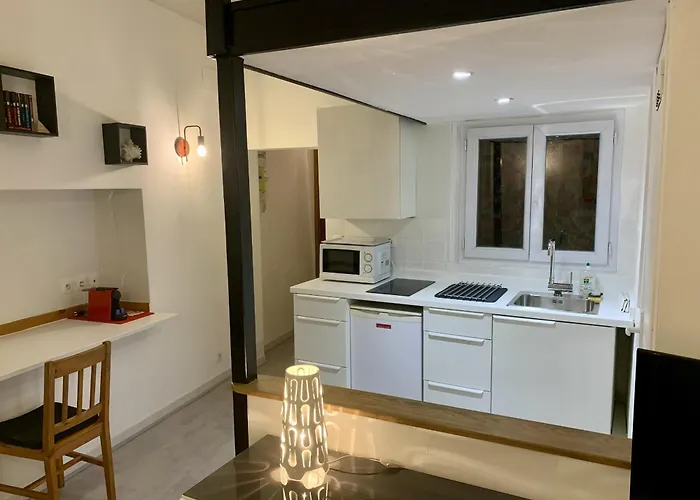 Aparthotel Riviera - Duplex De Jules - Large Studio With A C - Old Town Promenade Des An Nizza