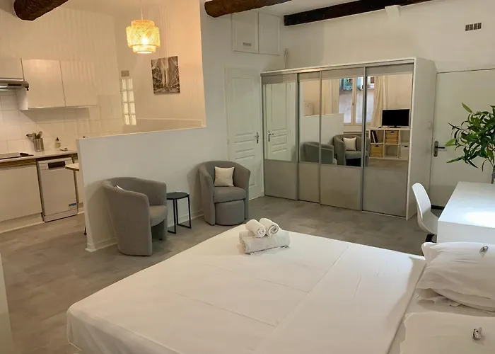 Aparthotel Riviera - Cocon De Gilly - Old Town Promenade Des Anglais Nizza