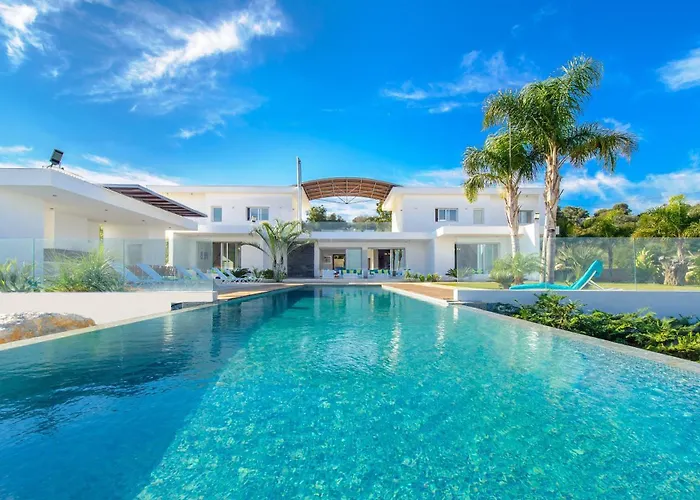 Bay View Villa Protaras