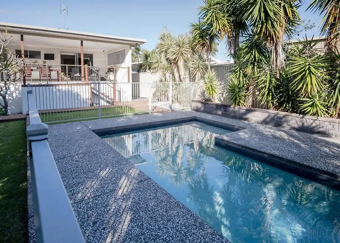 Moffat Beach, Large families&friends unite here! Caloundra