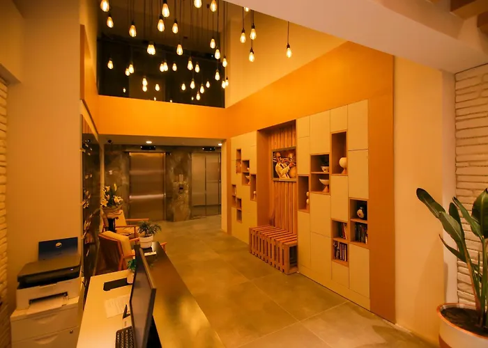 Krem Marin Otel Çeşme