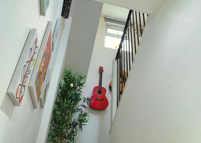 Top Floor Apartment In Islington London