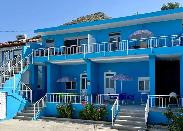 Villa Denny Borsh