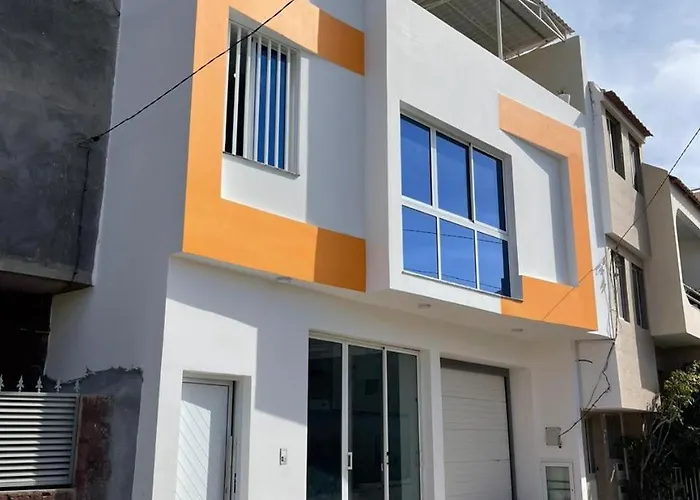 Madison Place Praia