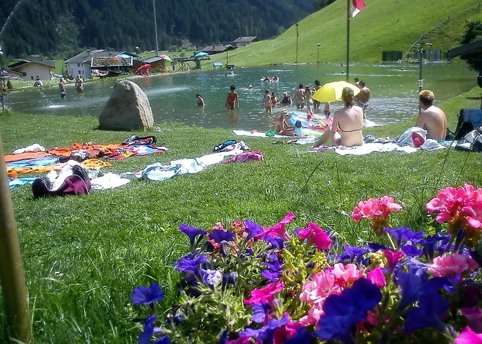 Appartementhaus zum Holzknecht am See Neustift im Stubaital