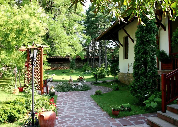 Hotel Izvora - Garden Retreat Arbanassi