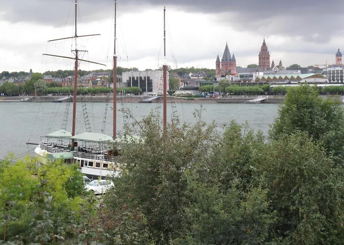 Hotel zum Schnackel Mainz