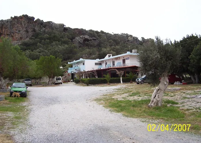 Nikos & Anna Rooms Rodakino