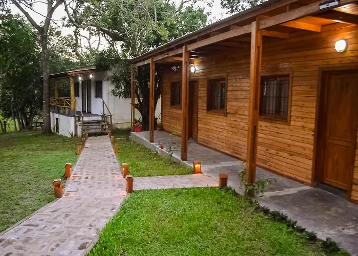 Cabanas Tierra Sin Mal Paso de la Patria