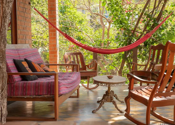 2 Bedroom Apartment In Lush Garden, 3 Blocks From Beach And Center Of San Juan San Juan del Sur