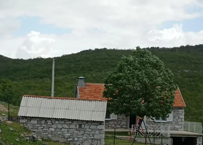 Villa Oaza Mira Nikšić
