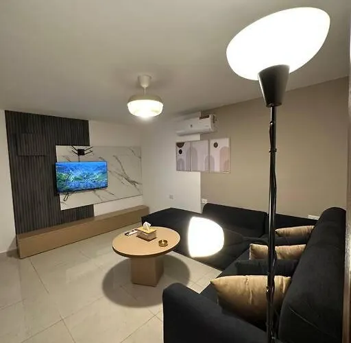 Stylish Luxe Apartment F/R 0004 Amman