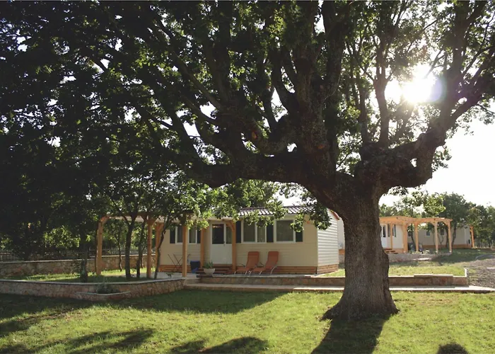 Micanovi Dvori Mobile Home Village Zrmanja Obrovac