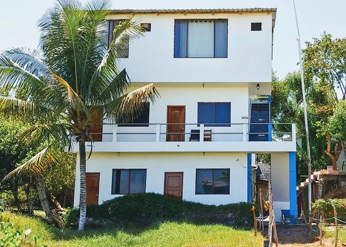 Hotel La Jungla Puerto Villamil