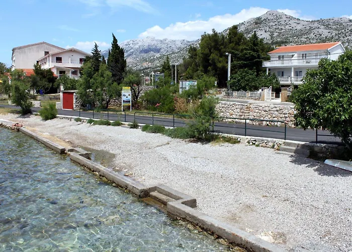 Apartment Starigrad 17772B