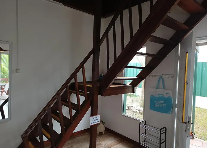 Casa 2 Pisos Para 5 Personas Toda Equipada Colonia del Sacramento