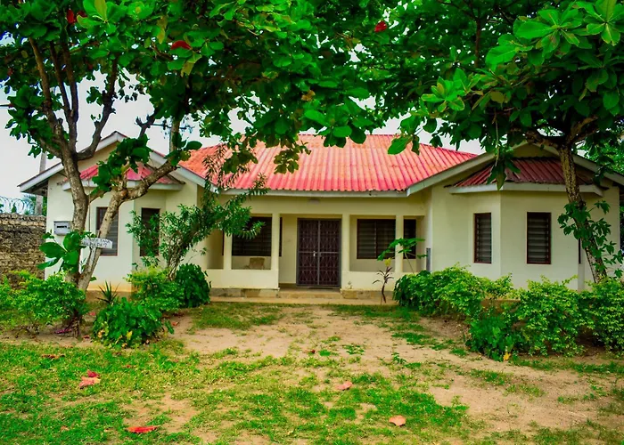 Karura And Friends Airbnb Diani Beach