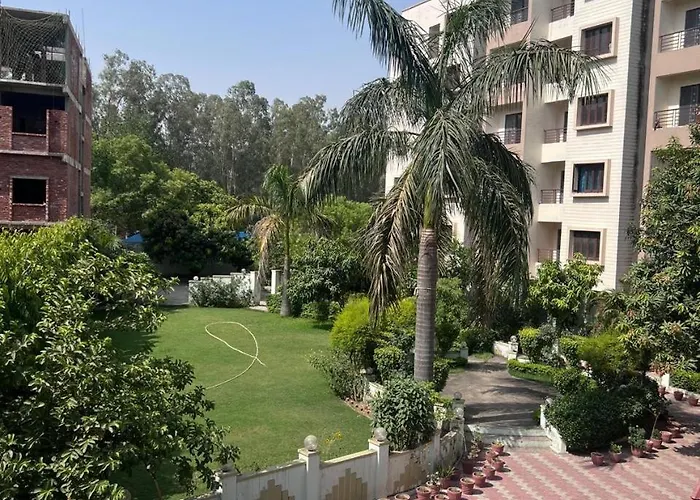 Kusum Villa Varanasi