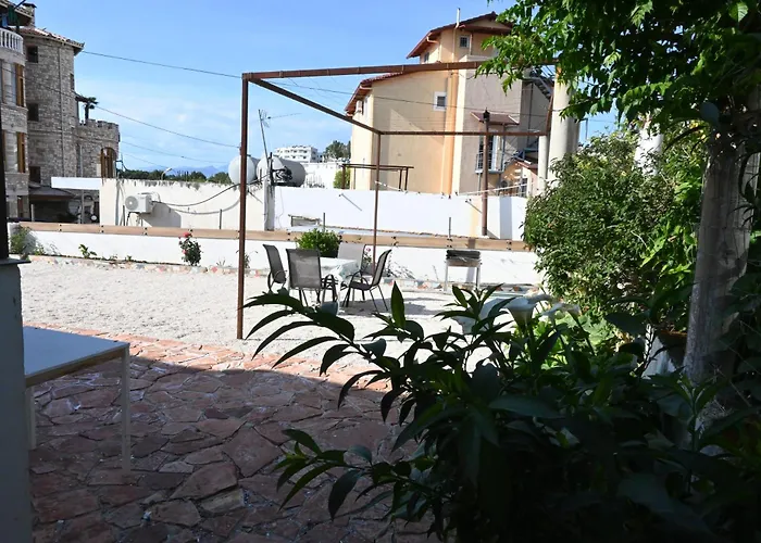 Amelia Rooms Ksamil
