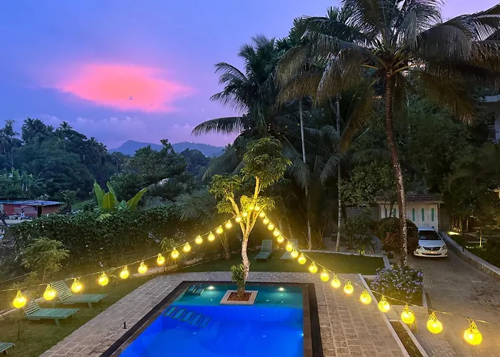 Heavens Holiday Resort Kandy