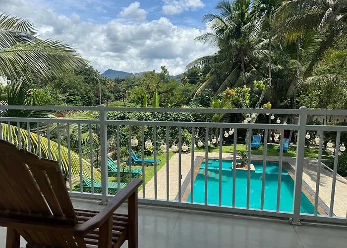 Heavens Holiday Resort Kandy