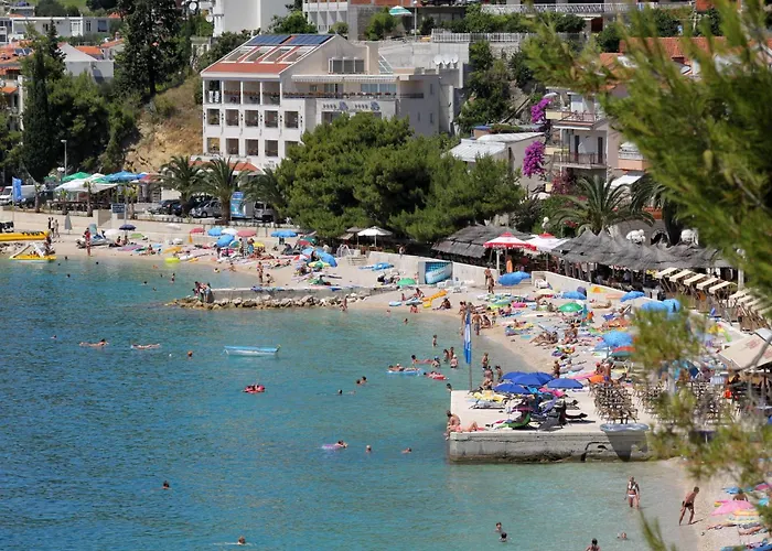 Apartments With Parking Space Podgora, Makarska - 22286