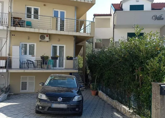 Apartments With Parking Space Podgora, Makarska - 22286