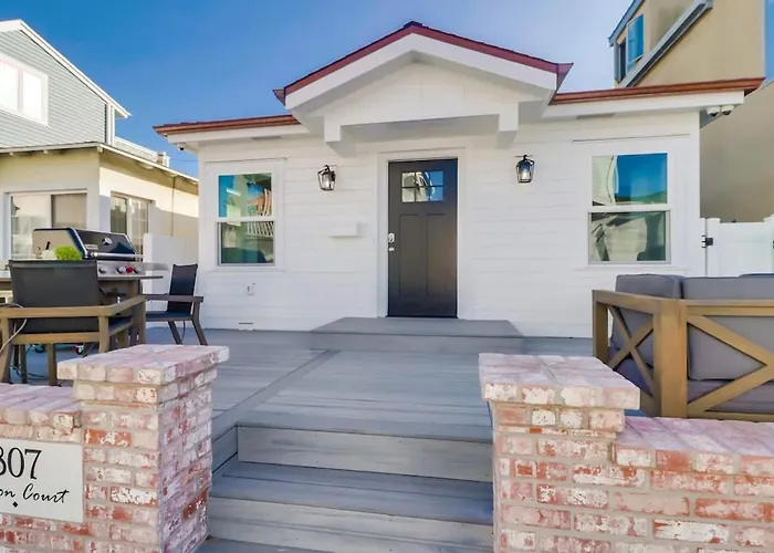 Breezy Bayside Cottage San Diego