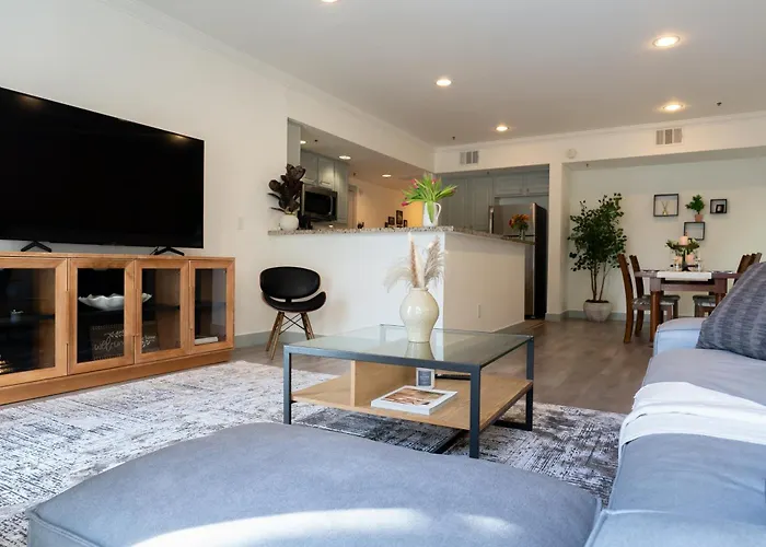 Charming 2Bd Condo On Sunsetstrip Los Angeles