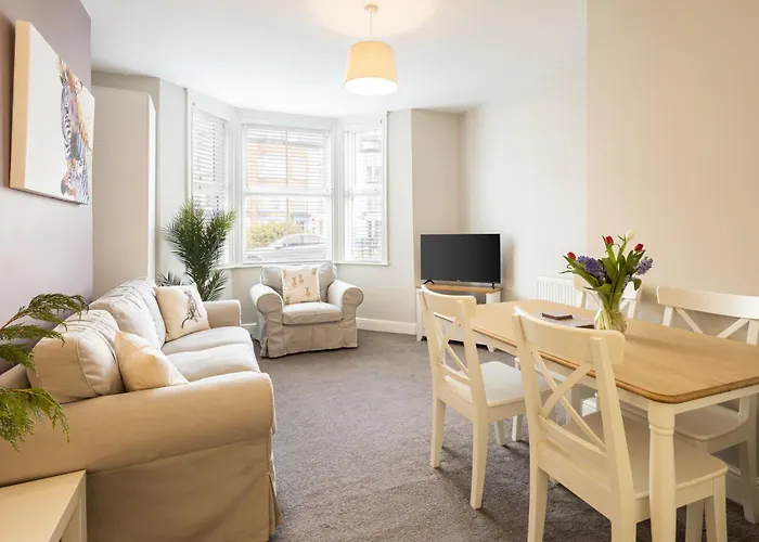 Host & Stay - Trafalgar Square Apartments Scarborough