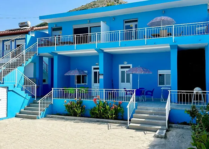 Villa Denny Borsh