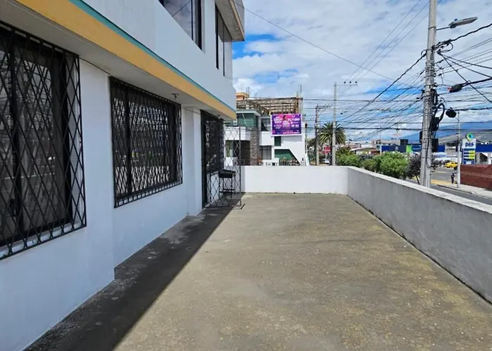 Ferienwohnung Departamento Bien Ubicado Con Todo Lo Necesario Latacunga