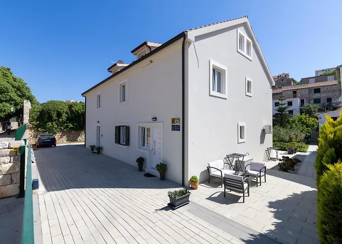 Apartments With A Parking Space Hvar - 22023 Hvar Town