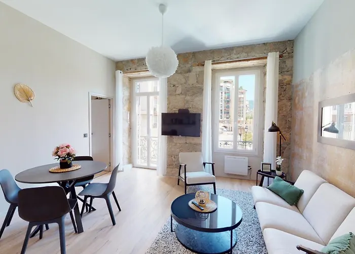 Aparthotel Riviera - Balcon Barla - Old Port Place Du Pin Nizza