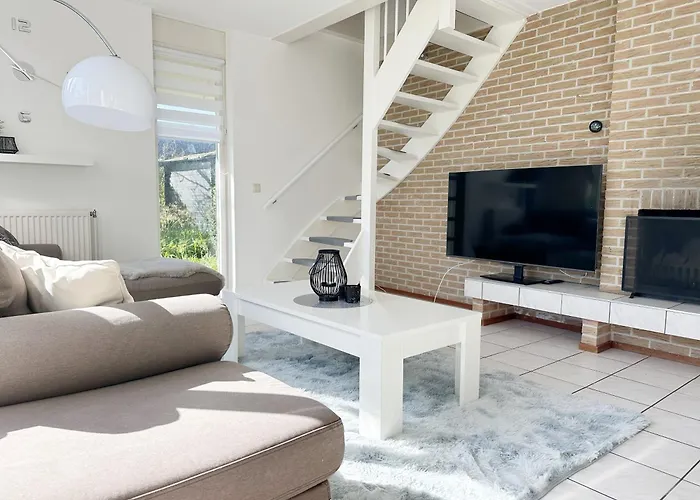 Bungalow 36 Op Recreatiepark De Wielen Sint Maarten