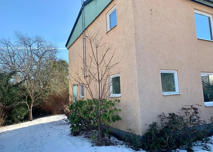 Studio Apartment - Great Location & Parking Stockholm