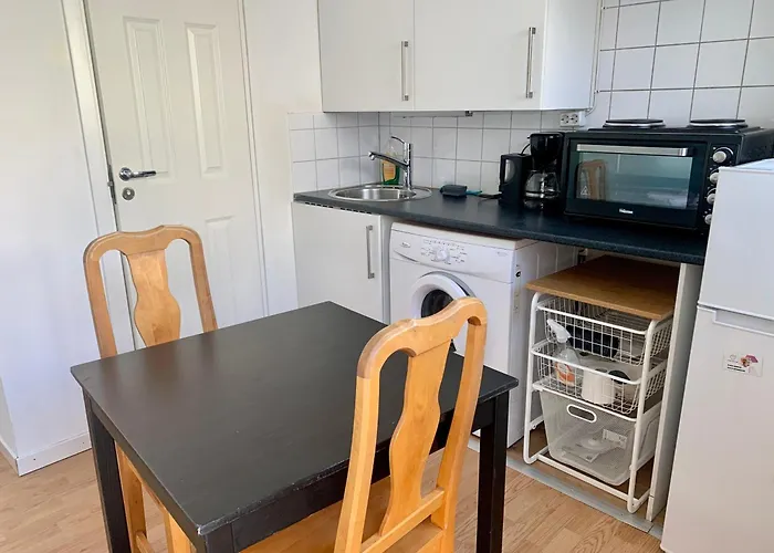 Studio Apartment - Great Location & Parking Stockholm
