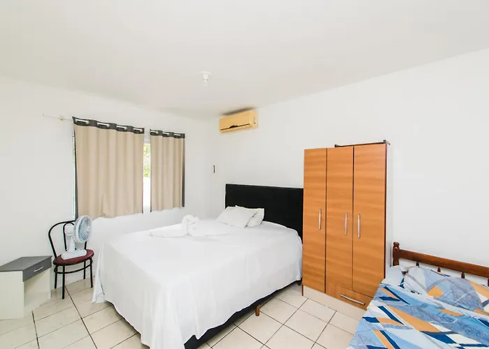 Casa Espacosa Com Quintal Interno Palhoça