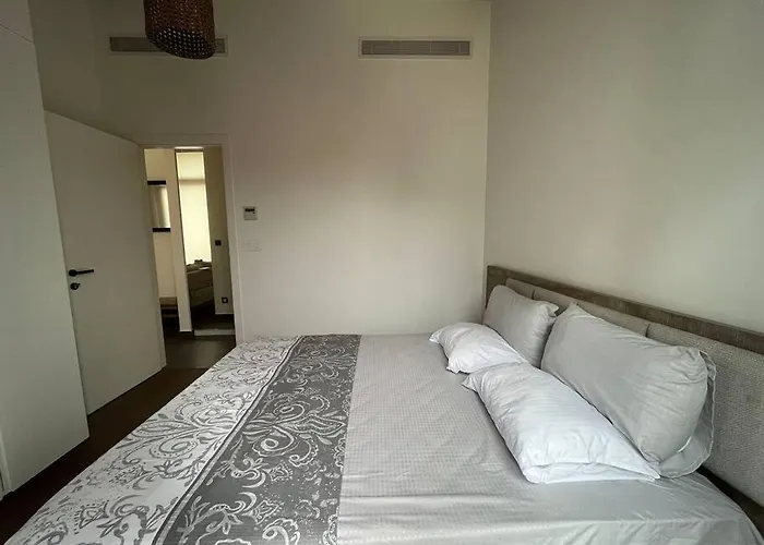 Ferienwohnung U Park 1-BR in Sin El Fil Beirut