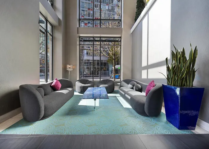 Hotel BLU Vancouver