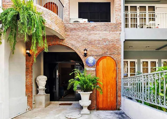 Beautiful 3 Bedroom Baroque House Near Asoke Bts Bangkok