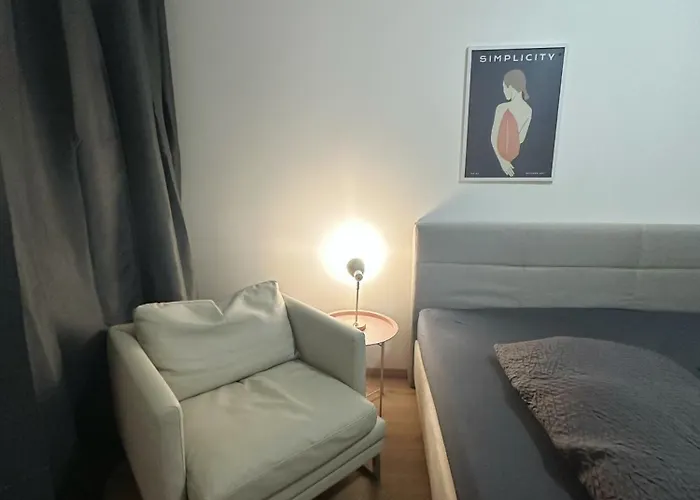 2Schlafenzimmer 5Betten Montuerwhonung Düsseldorf