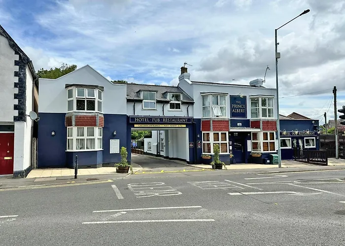 The Prince Albert Pub & Hotel With Onsite Free Parking 2 Minutes From Legoland Windsor