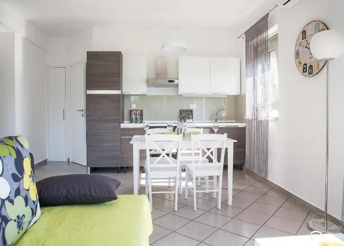 Apartments By The Sea Rijeka - 21082
