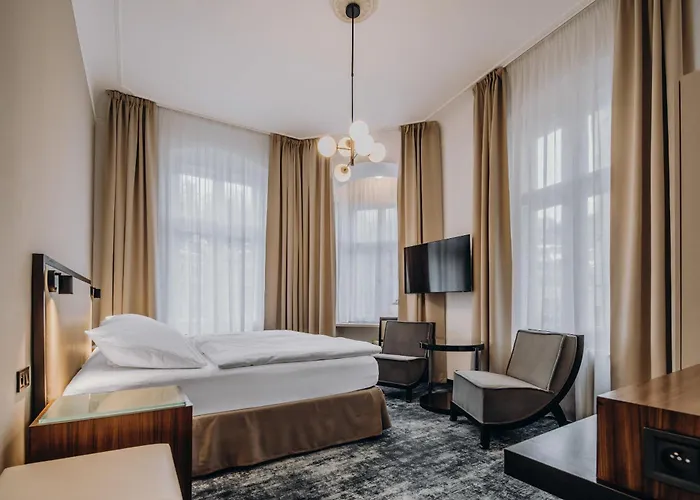 Esplanade Self Check-in Hotel Karlsbad